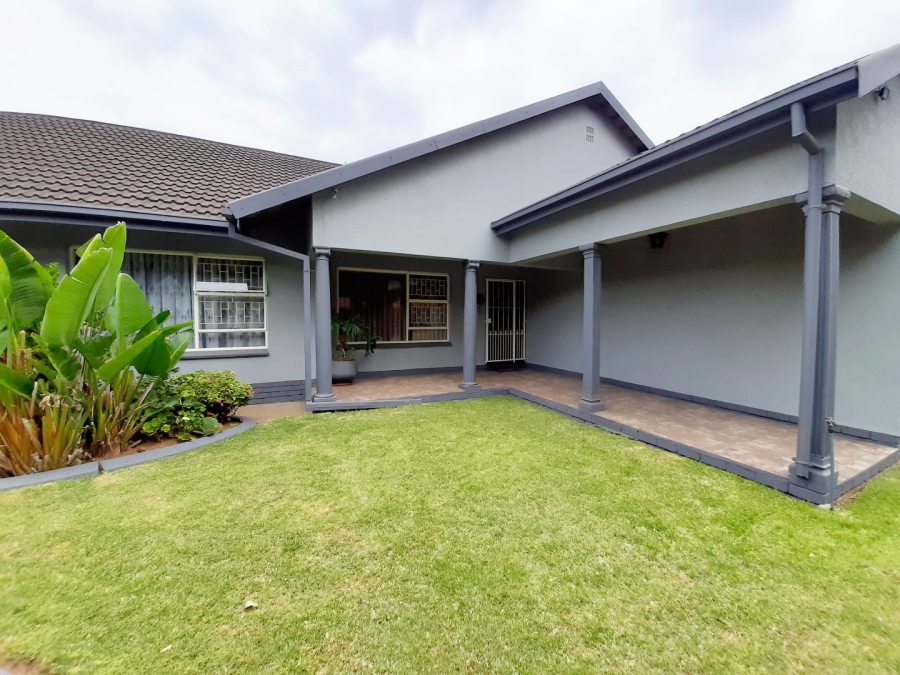 4 Bedroom Property for Sale in Sasolburg Free State